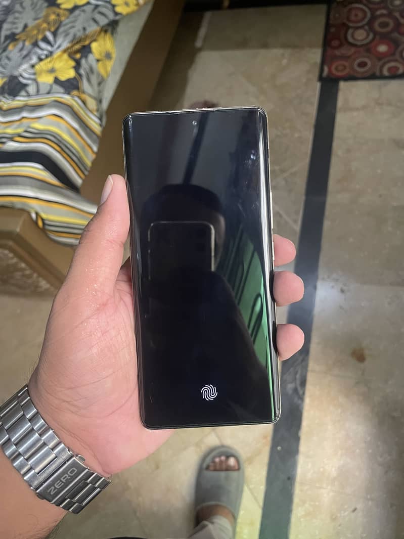 Infinix Zero 30 8/256 6