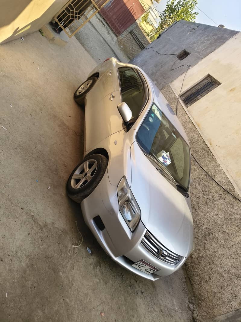 Toyota Corolla Axio 2012 1