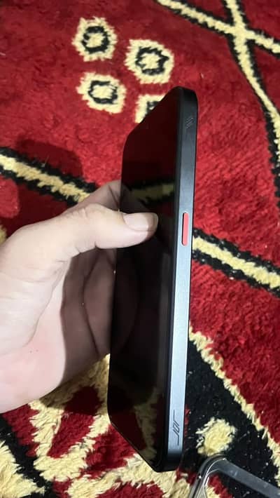 Nubia 5 5g 8+12 Ram /256gb