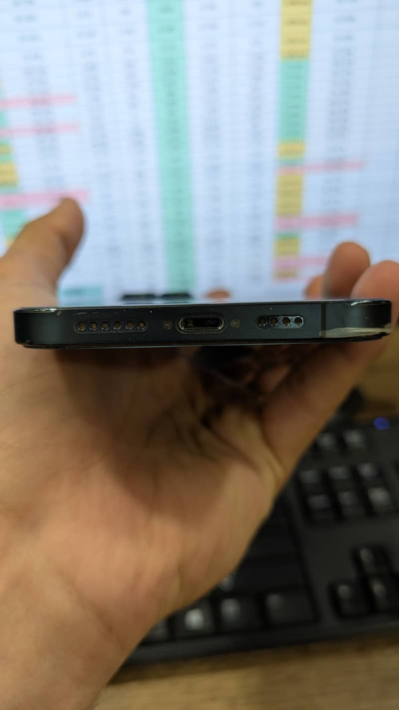 Apple iPhone 12 Pro Max 6