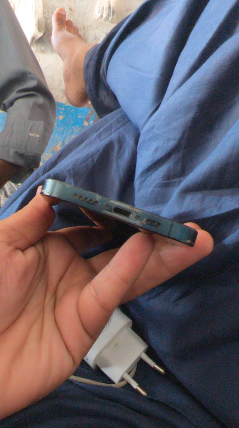 Apple iPhone 12 Pro 0