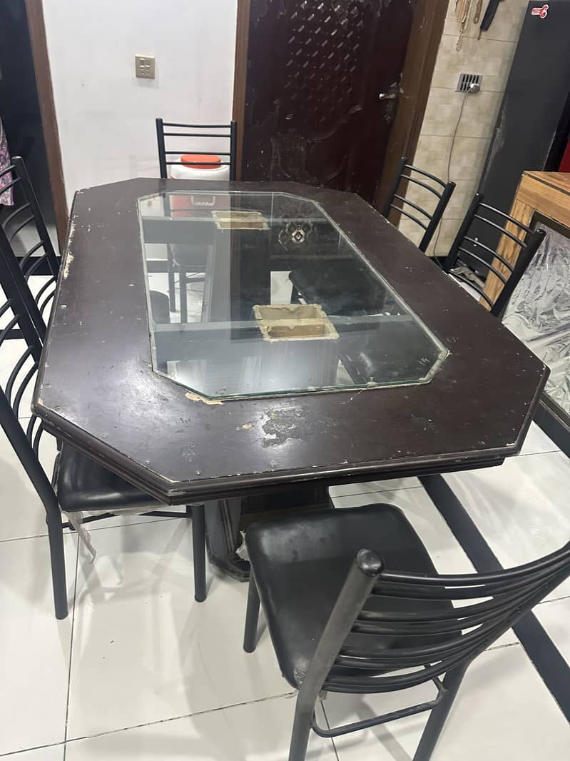 Dining table 4