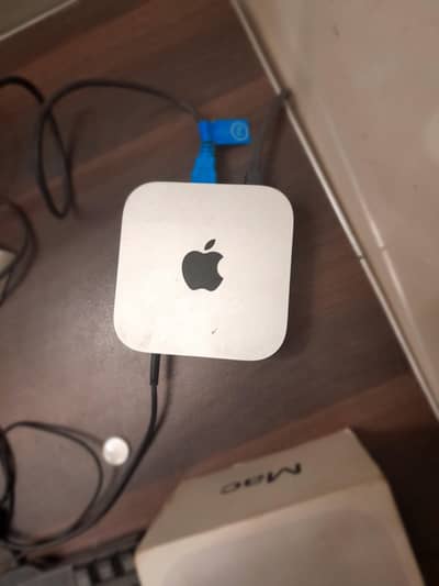 Mac M4 mini 16 gb Ram/ 256 gb ssd ( 10/10 ]