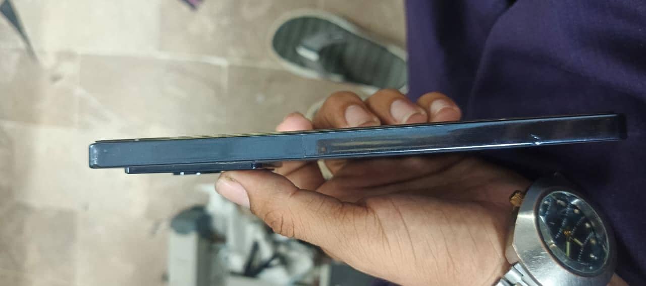 Infinix Note 40 5