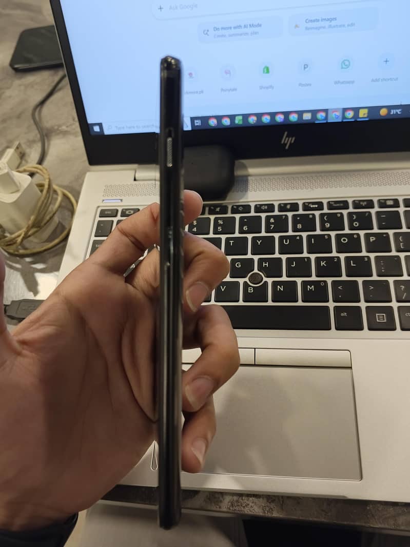 One Plus 6T 4