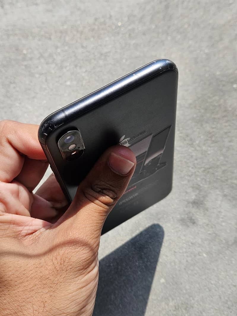 Apple iPhone XS 8