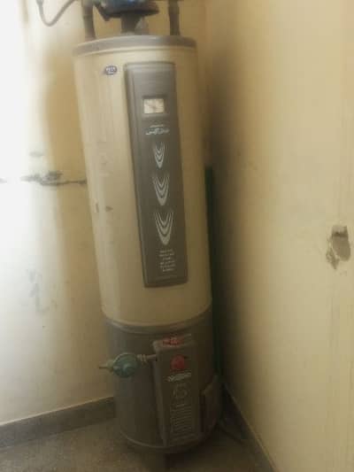 DG-35 140 litres Geyser Gas