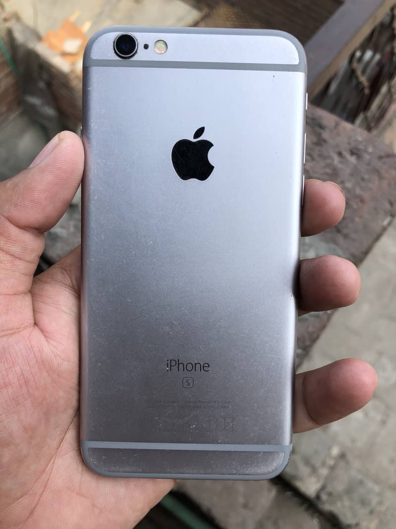 Apple iPhone 6S 1
