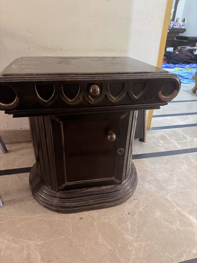 Dressing table 2