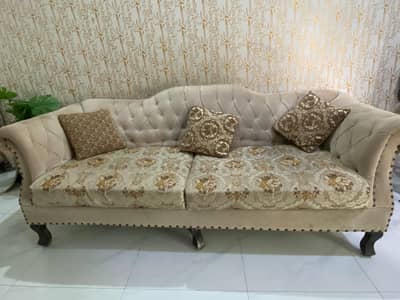 Sofa Set For SELL