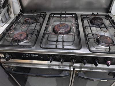 Sky Flame Cooking Range with Oven – Used