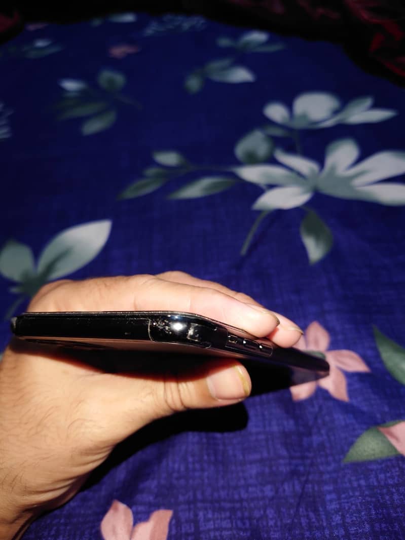 Apple iPhone 11 Pro Max 5