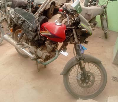 HONDA 125 DELUXE