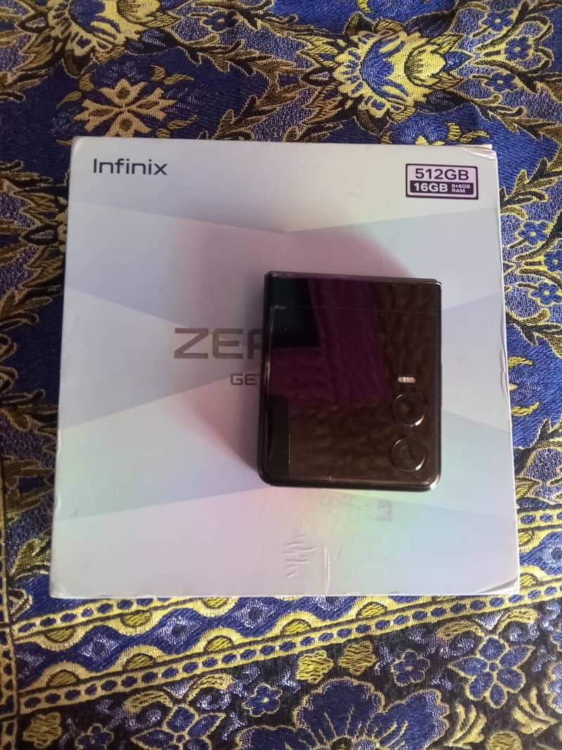 Infinix Zero Flip 5