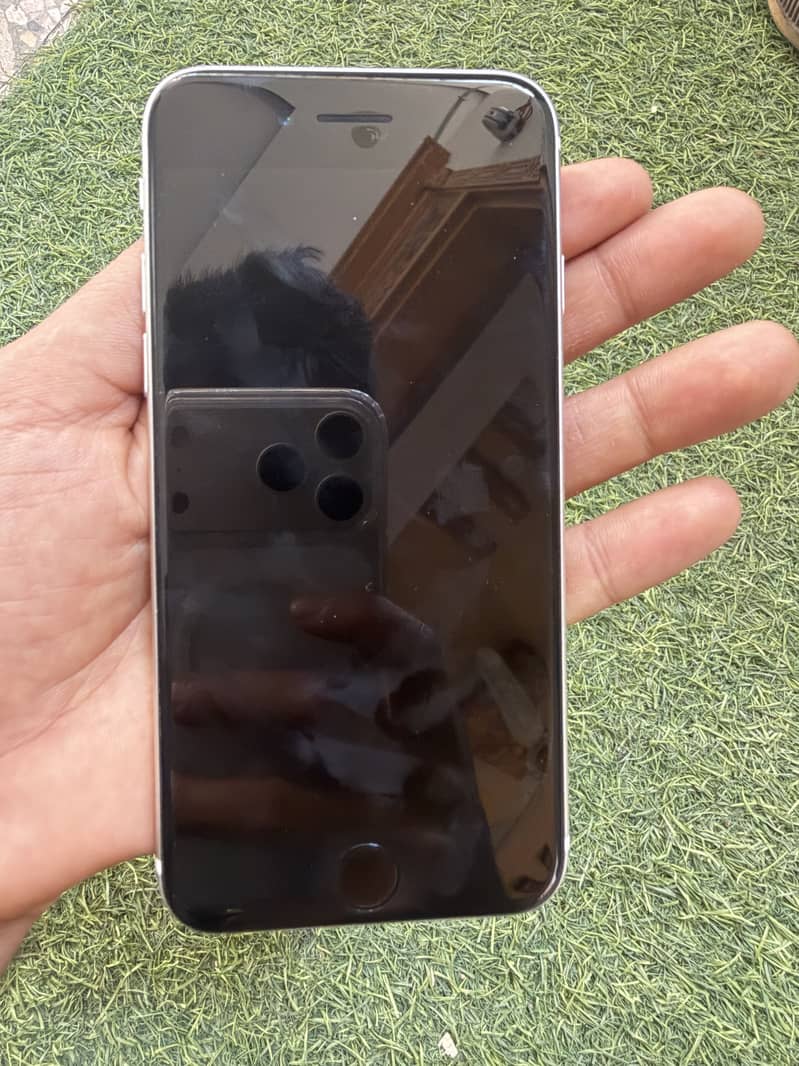 Apple iPhone SE 1