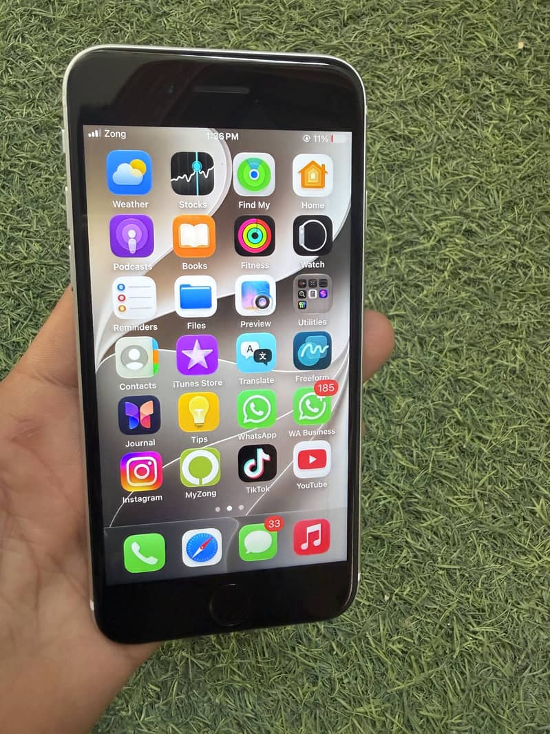 Apple iPhone SE 4