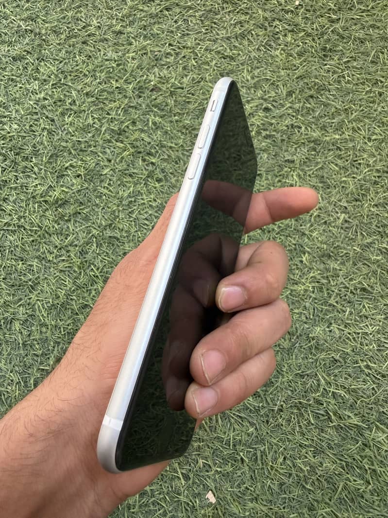 Apple iPhone SE 5