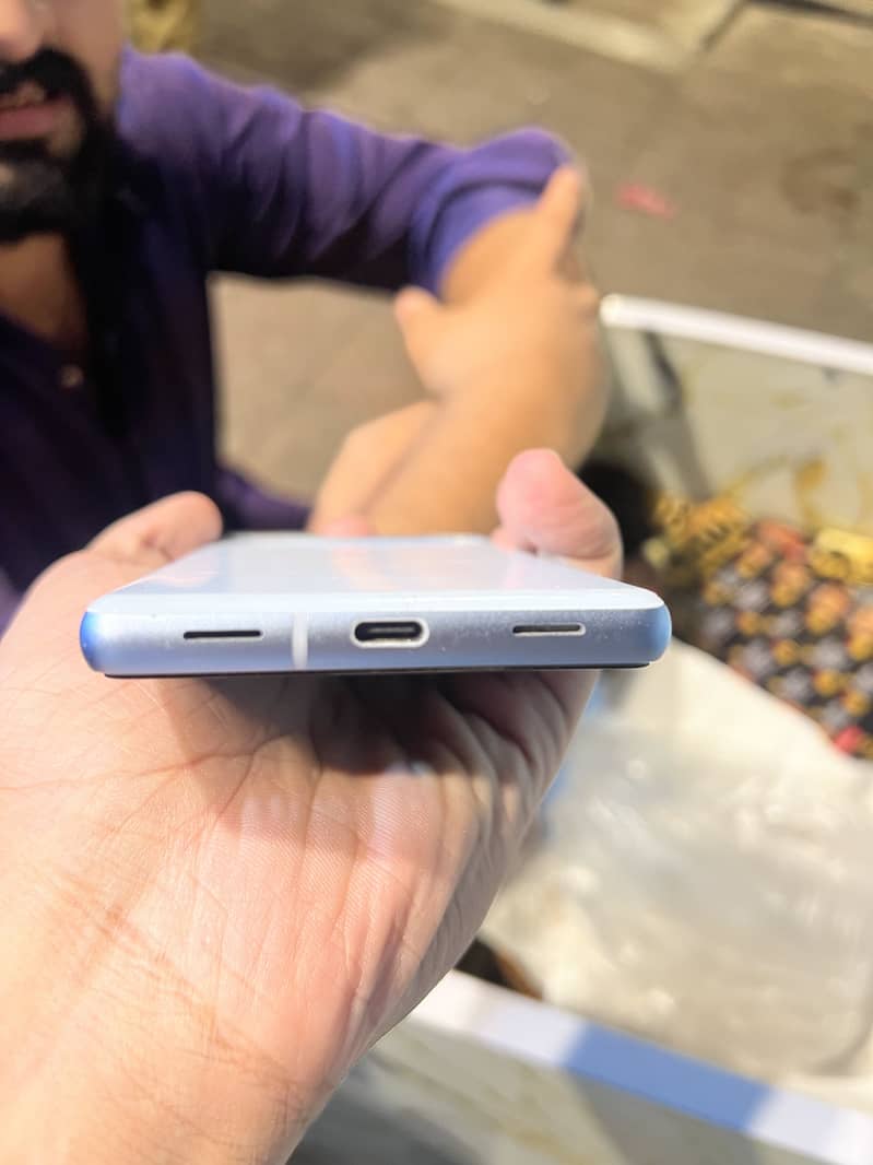 Google Pixel 7a 3