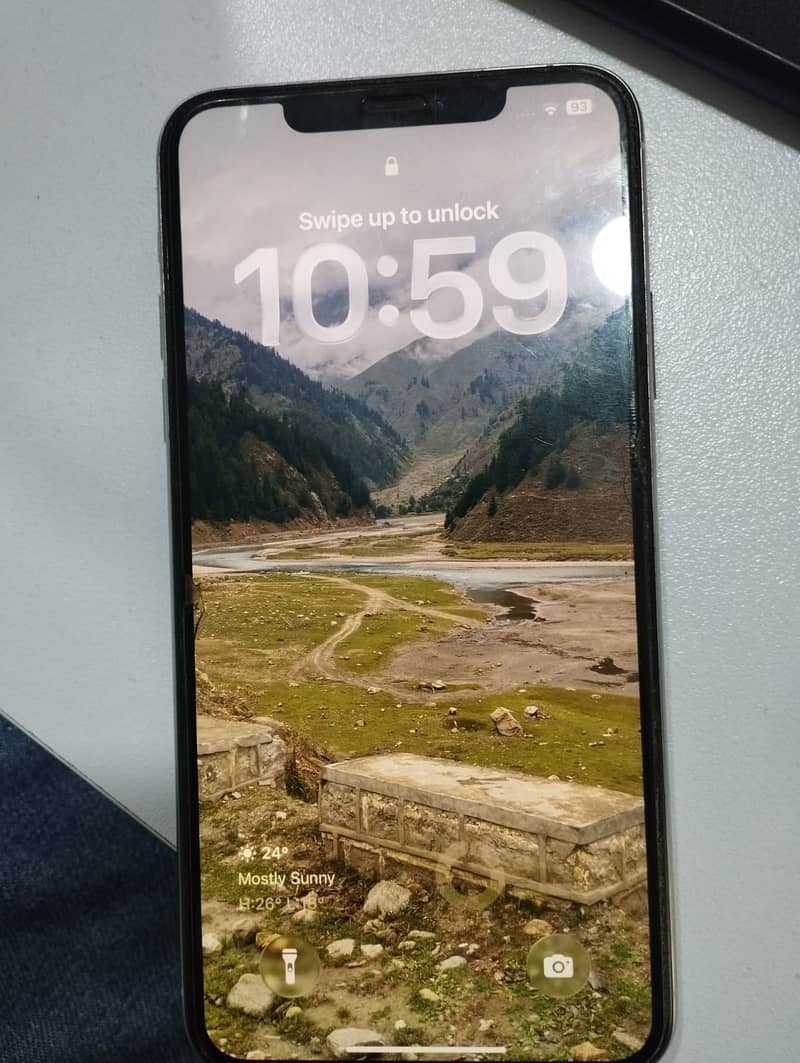 Apple iPhone 11 Pro Max 1