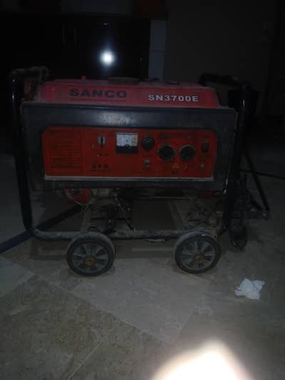 Used Generator 2.3 kW – Maximum Output 2.7 kW