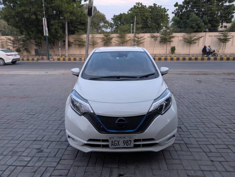 Nissan Note E Power 2018 0