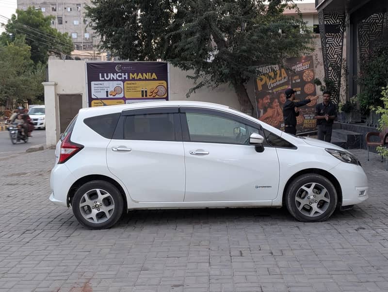 Nissan Note E Power 2018 3