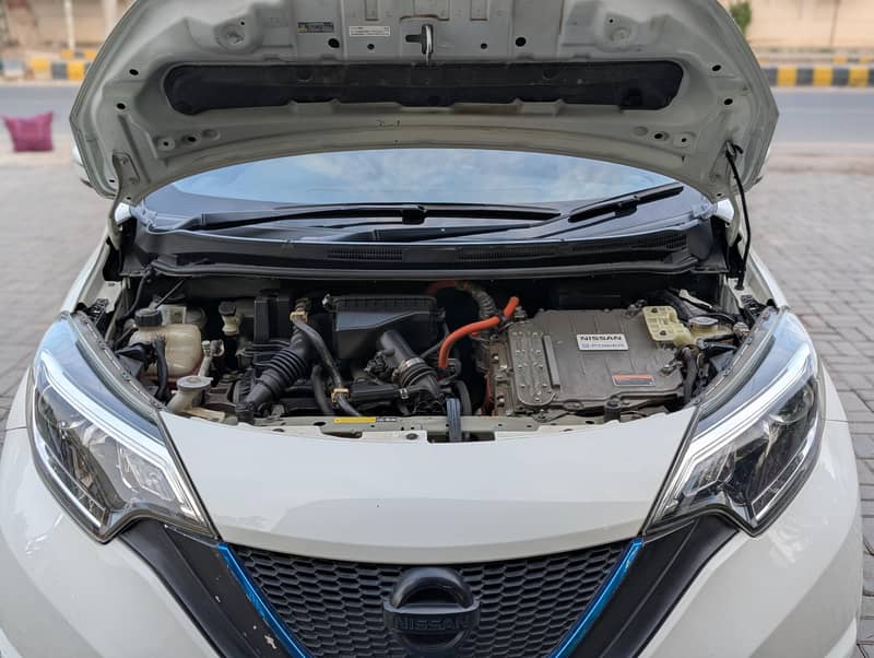 Nissan Note E Power 2018 10