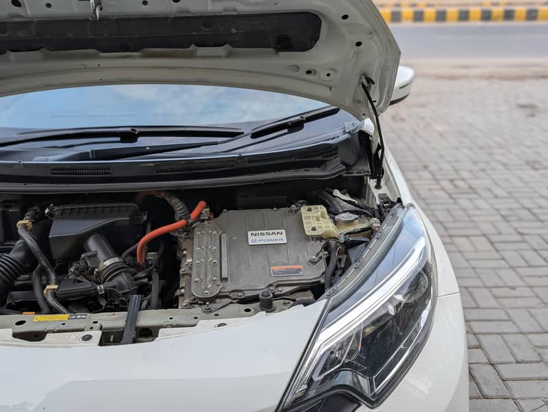 Nissan Note E Power 2018 13