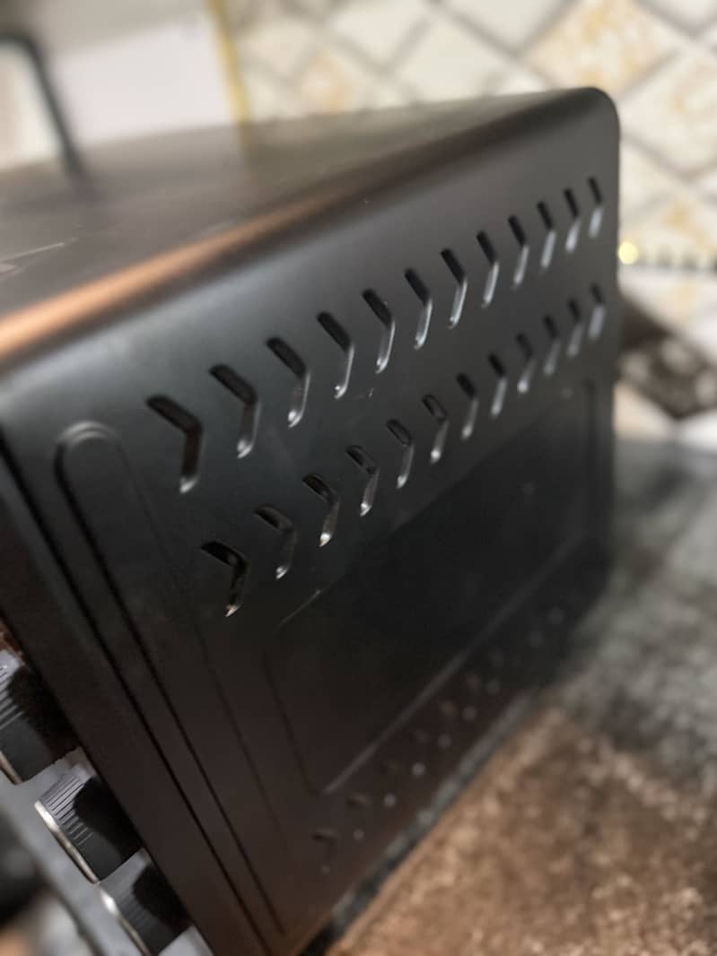 Microwave oven 1