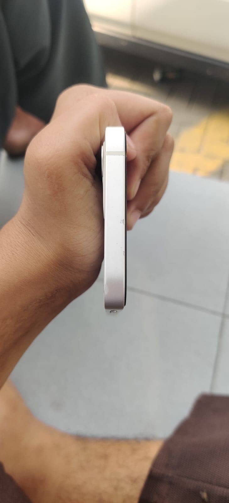 Apple iPhone 12 2