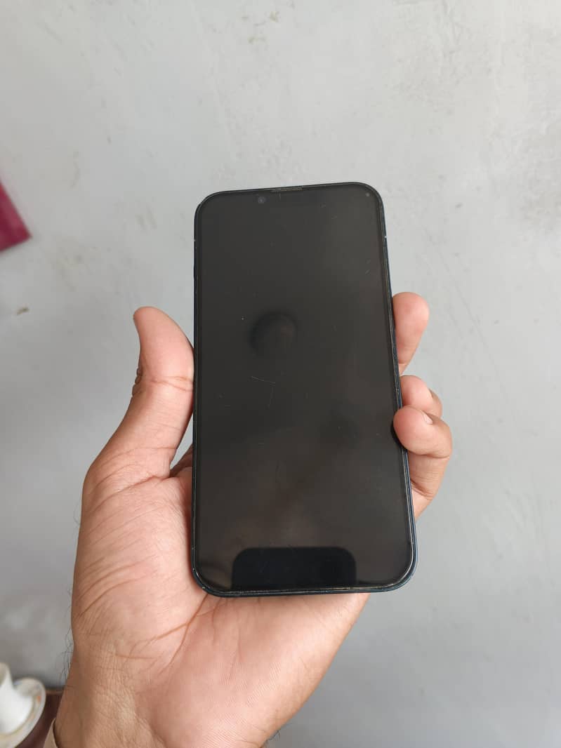 Apple iPhone 14 4