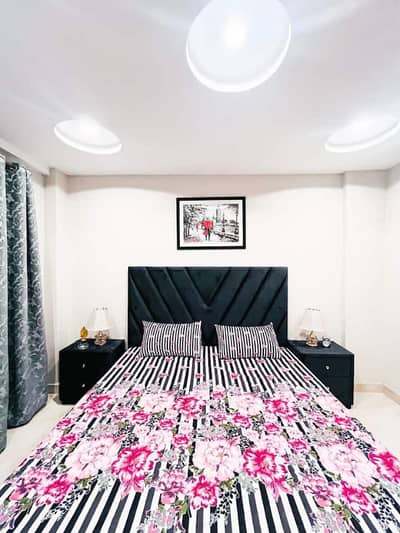 1 Bedroom Luxury Apartment is Available for Rent in bahria town Lahore
