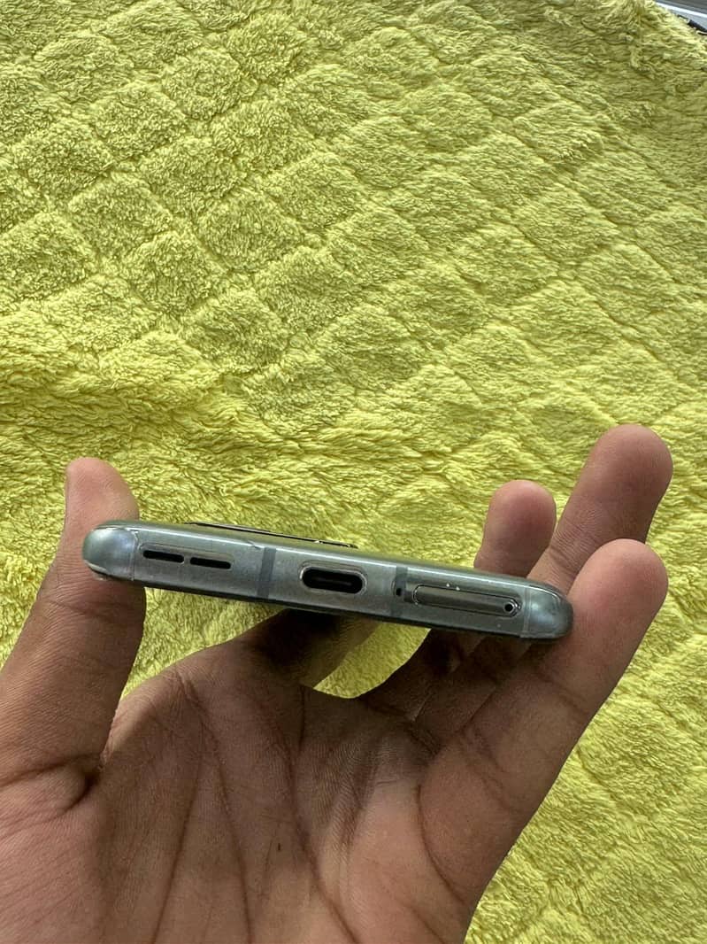 One Plus 10 Pro 1