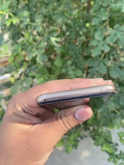 Apple iPhone XS