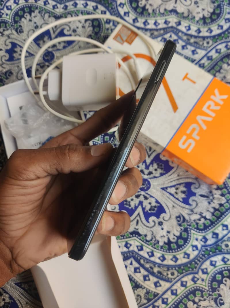 Tecno Spark 9T 3