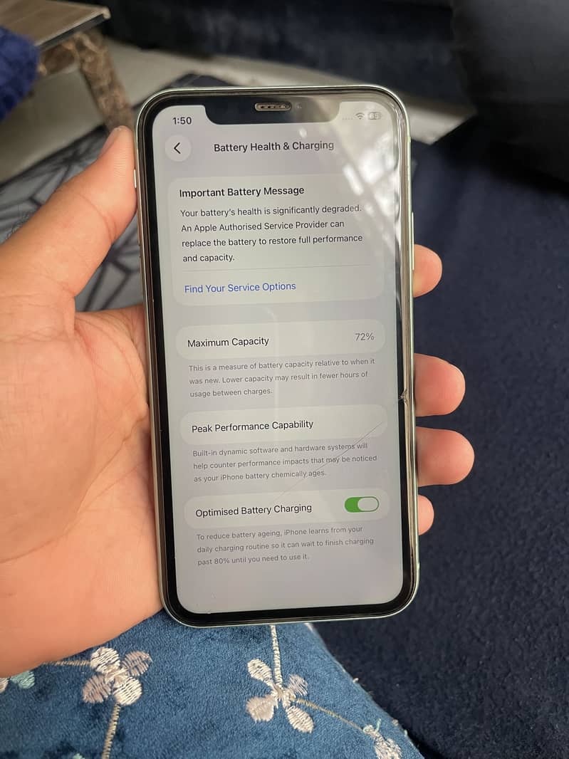 Apple iPhone 11 4