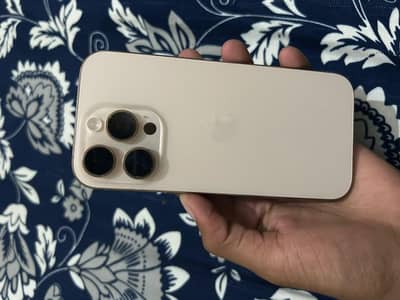 Apple iPhone 16 Pro