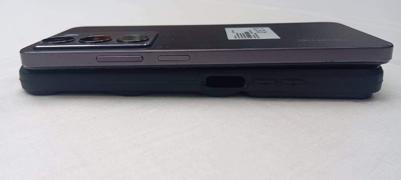 Realme C75 1