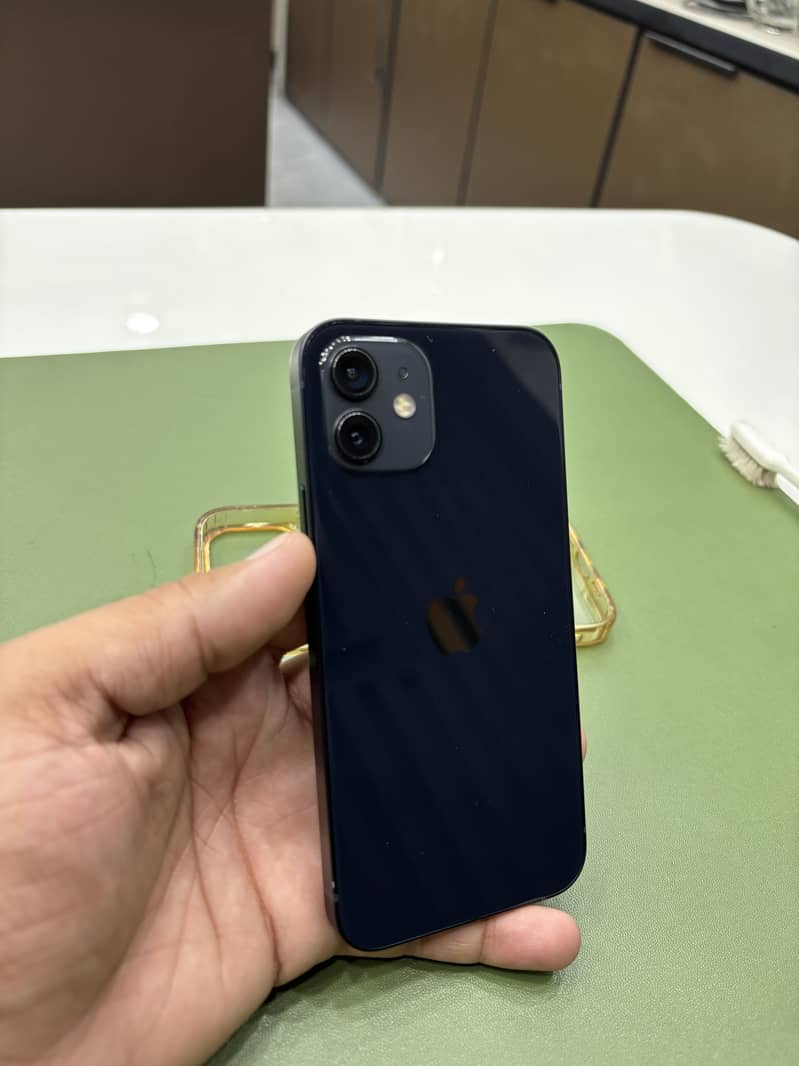 Apple iPhone 12 13