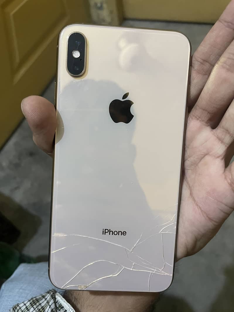 Apple iPhone XS Max 6