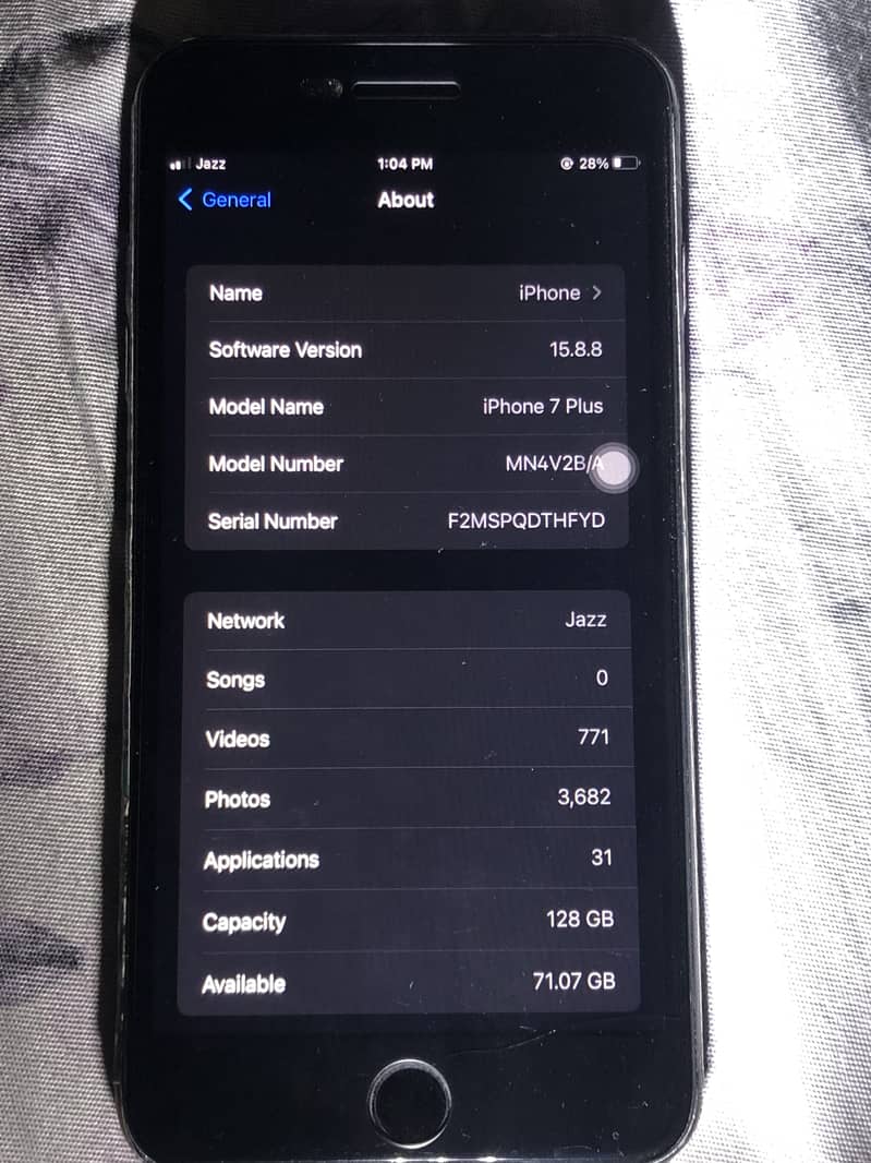 Apple iPhone 7 Plus 1