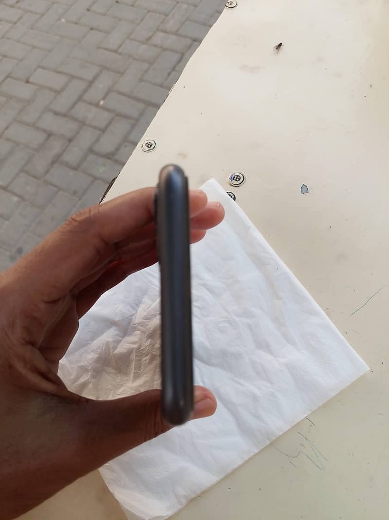 Apple iPhone 11 2