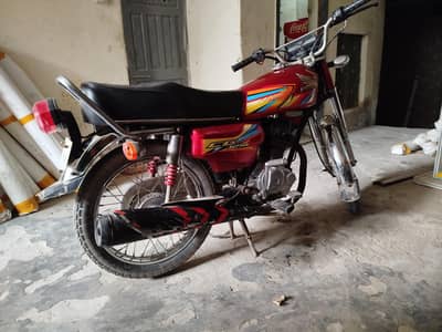Honda 125 old is gold restored to 2025 model 03018485088