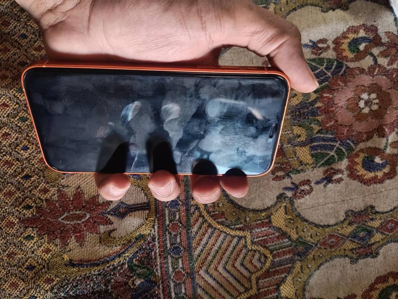 Apple iPhone 11 1
