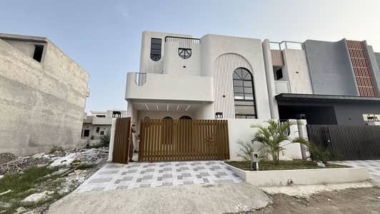 8 Marla House For Sale In Sector B-17 Islamabad