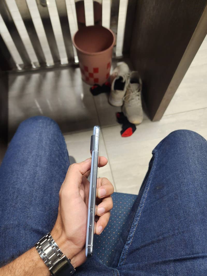 Google Pixel 8 Pro 2