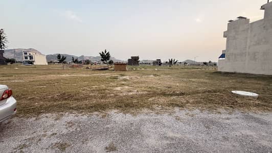 5 Marla Ready Plot For Sale In Faisal Hills Block B