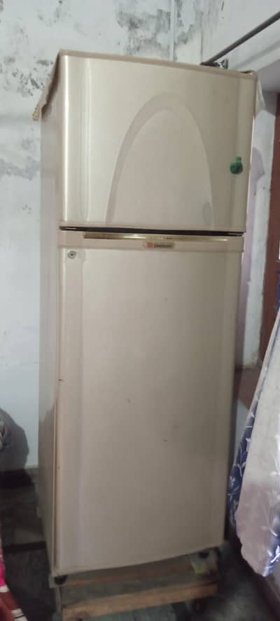 DAWLANCE FRIDGE