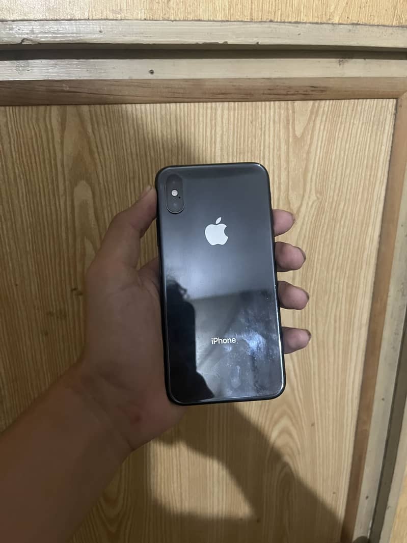 Apple iPhone XS 1