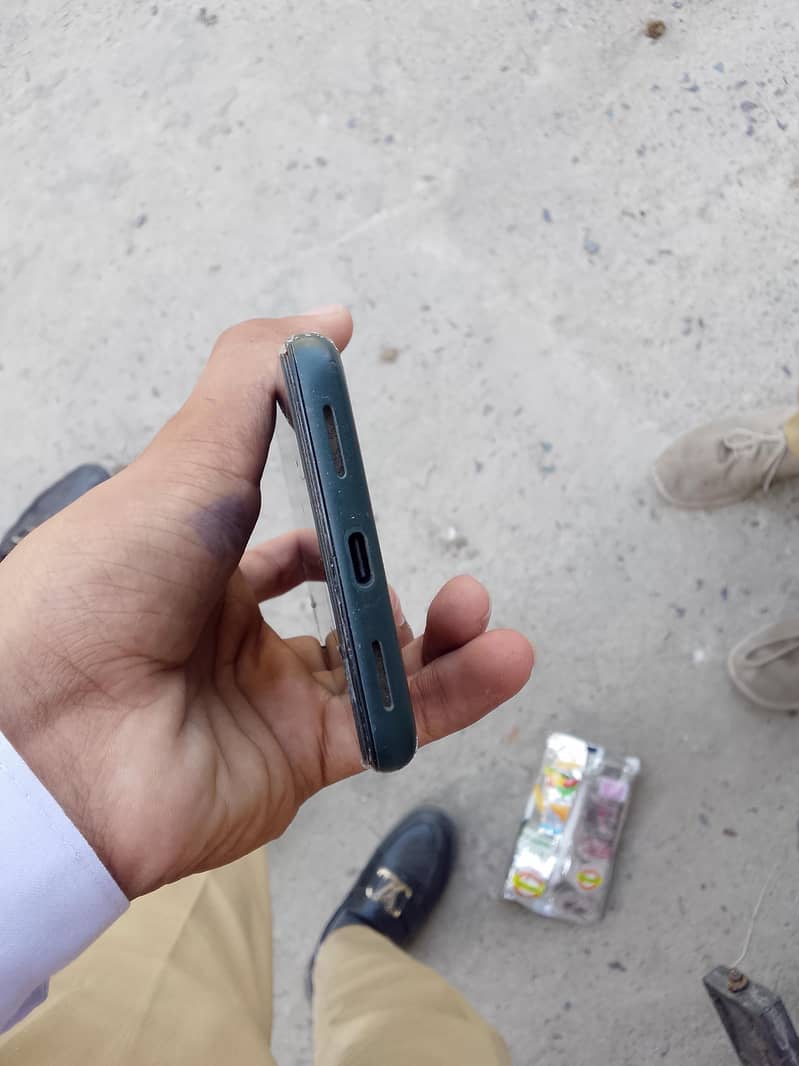 Google Pixel 5 2